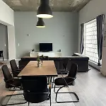 Unique Loft For 8 *