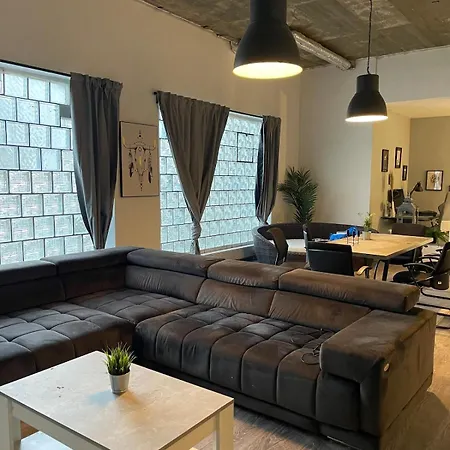 Unique Loft For 8 *