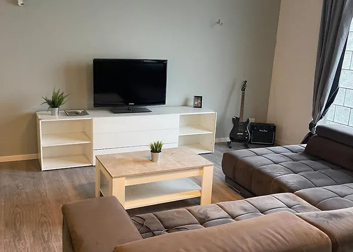 Lägenhet Unique Loft For 8 Eggenstein-Leopoldshafen