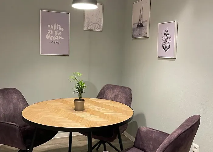 Lägenhet Unique Loft For 8 Eggenstein-Leopoldshafen