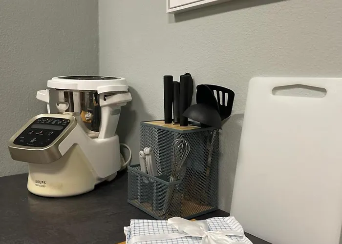 Unique Loft For 8 Lägenhet